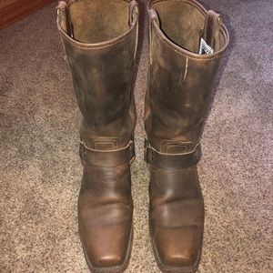 Women’s Harness 12R Frye Boot